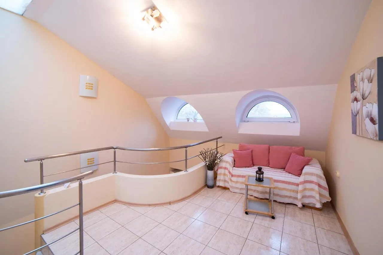 Maisonette Picadilly Varna Apartment