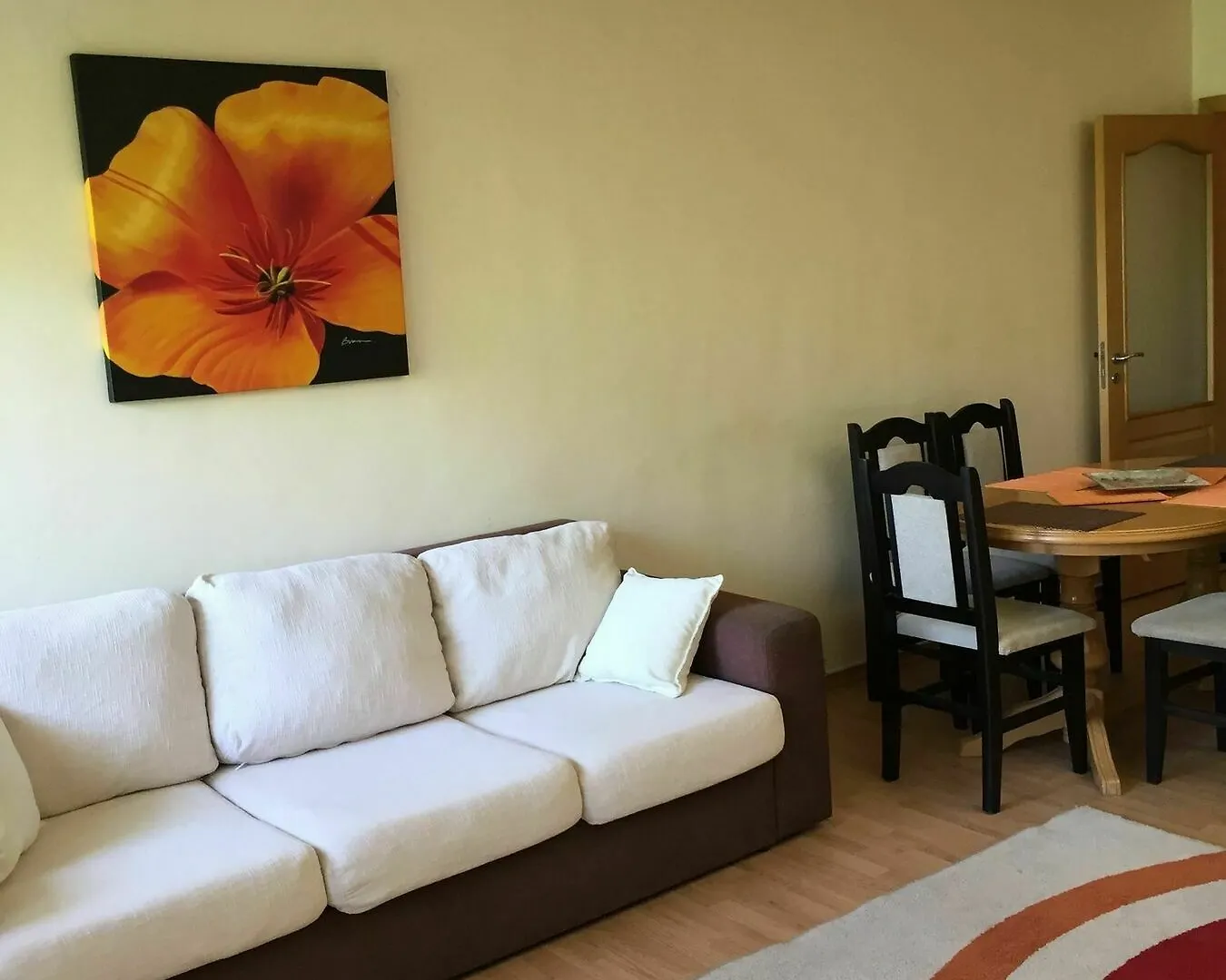 Maisonette Picadilly Varna
